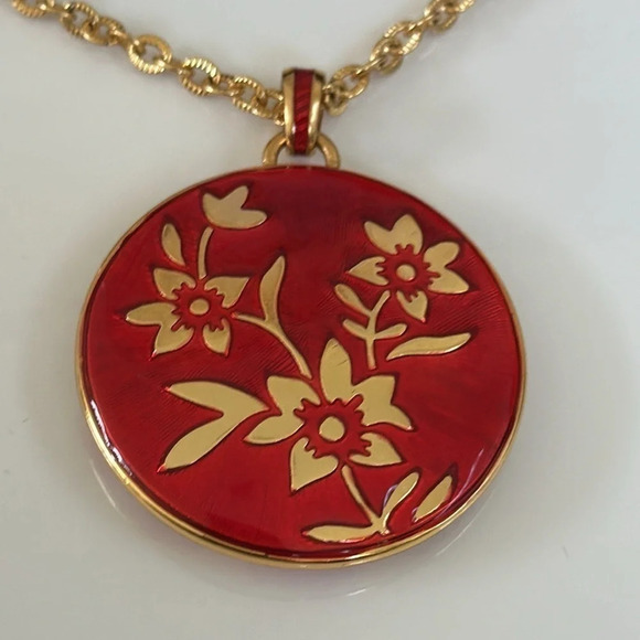 SOLD! Brighton crystals necklace - Picture 4 of 5